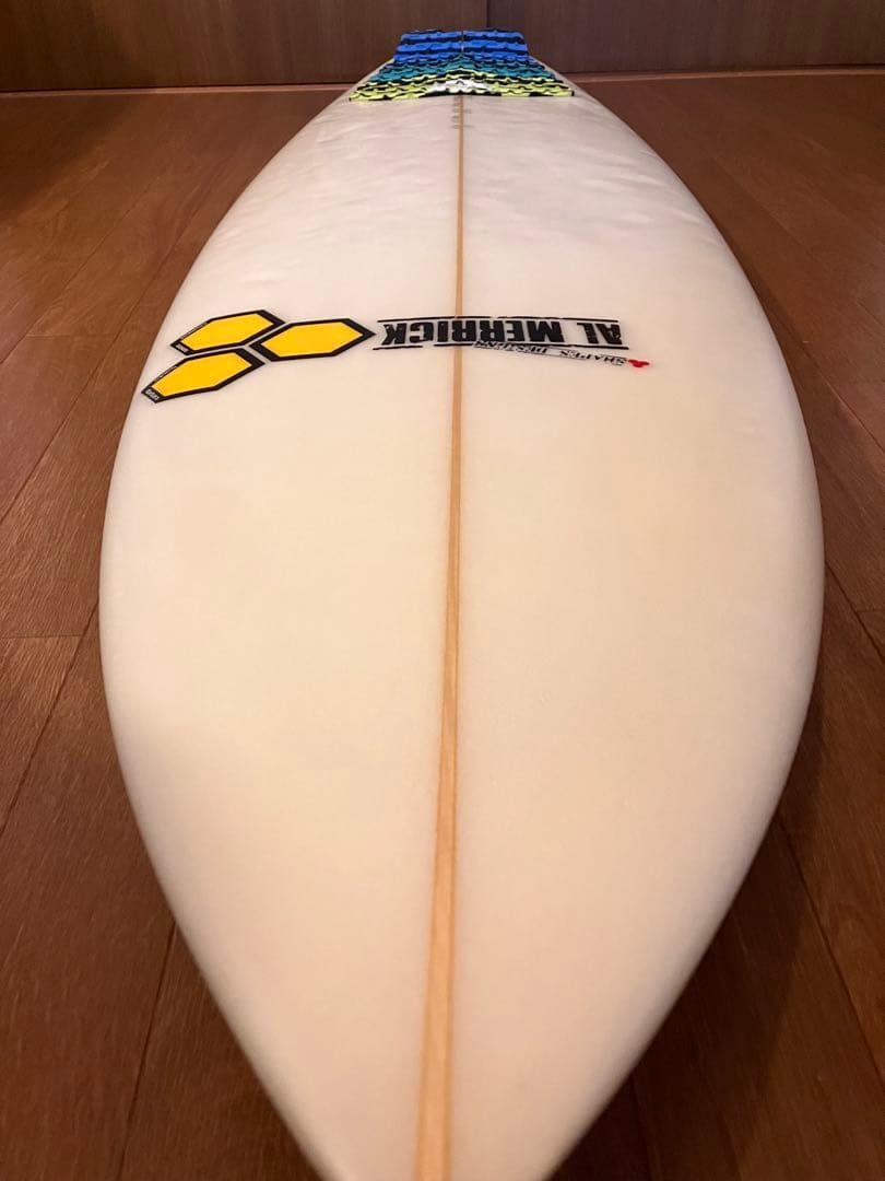 アルメリック　フレッドラブル5,9 とても綺麗な状態　手渡しのみ　ショートボード