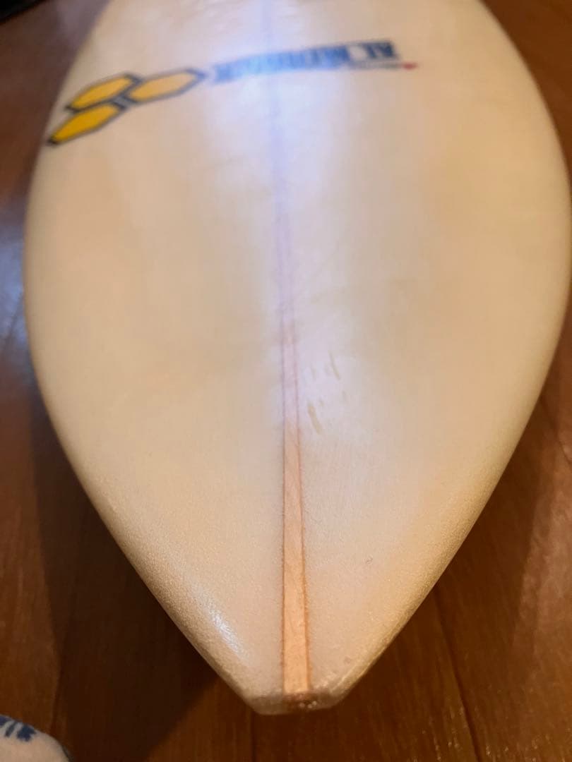 アルメリック　フレッドラブル5,9 とても綺麗な状態　手渡しのみ　ショートボード