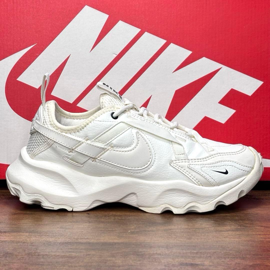 《BEAUTY&YOUTH》NIKE WMNS TC7900 23cm