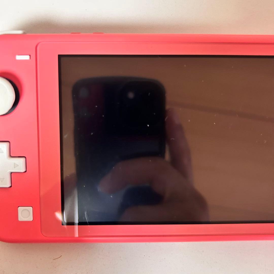 Nintendo Switch LITE コーラル　スイッチ　ライト
