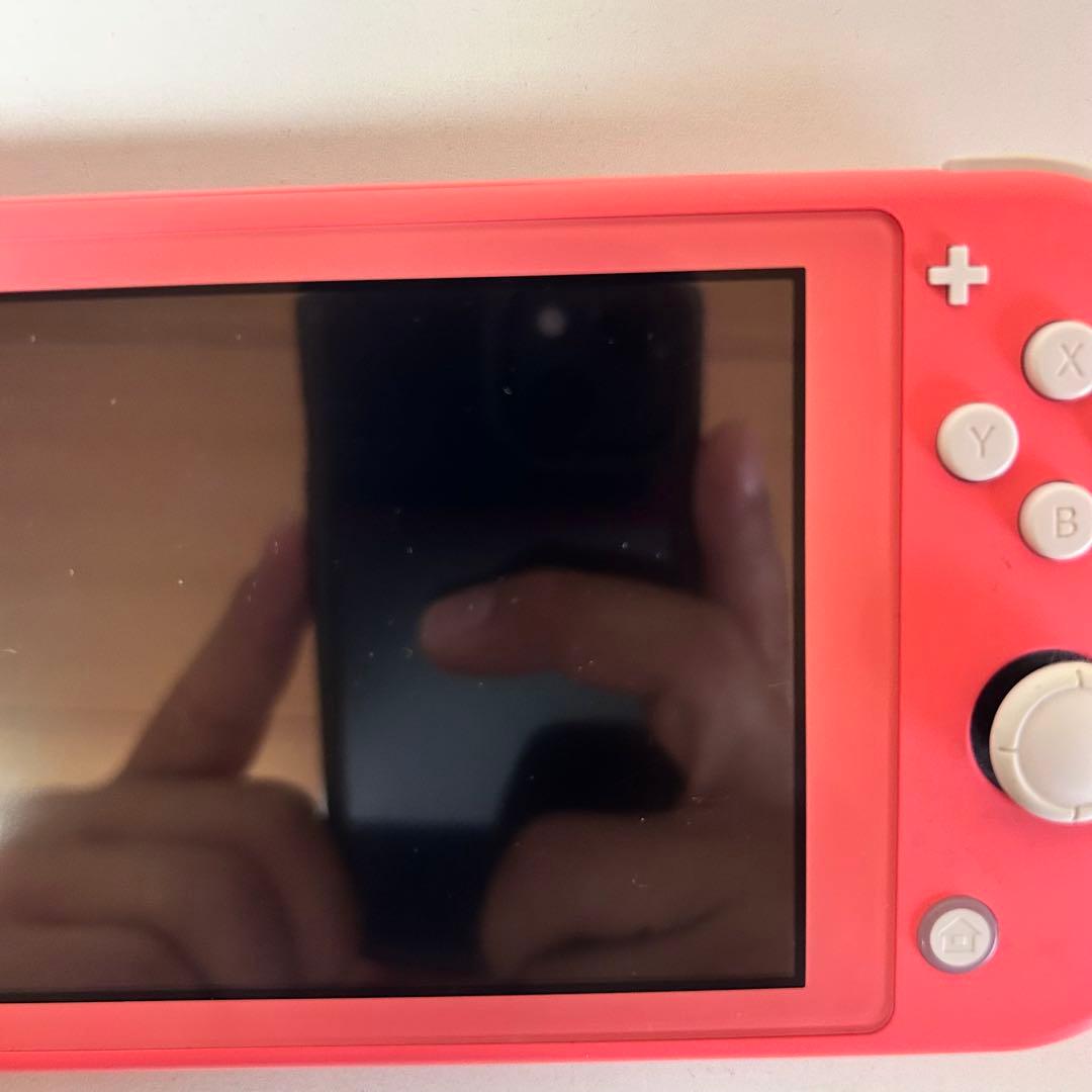 Nintendo Switch LITE コーラル　スイッチ　ライト