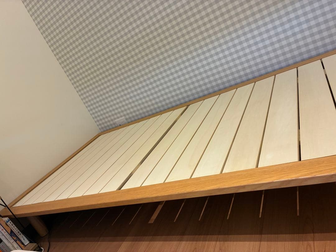 無印良品 木製ベッドフレーム ーシングルー（木製脚付き）　【ほぼ送料のみの価格】