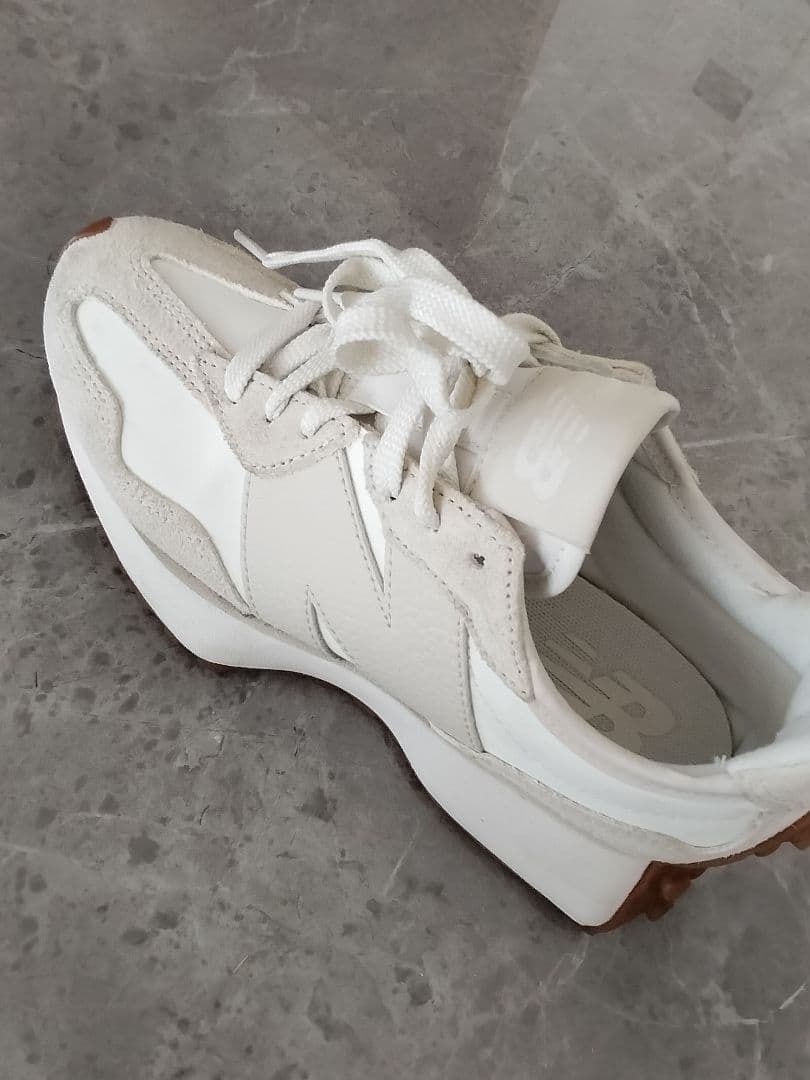 靴 New Balance 327 (WS327NKD/linen)