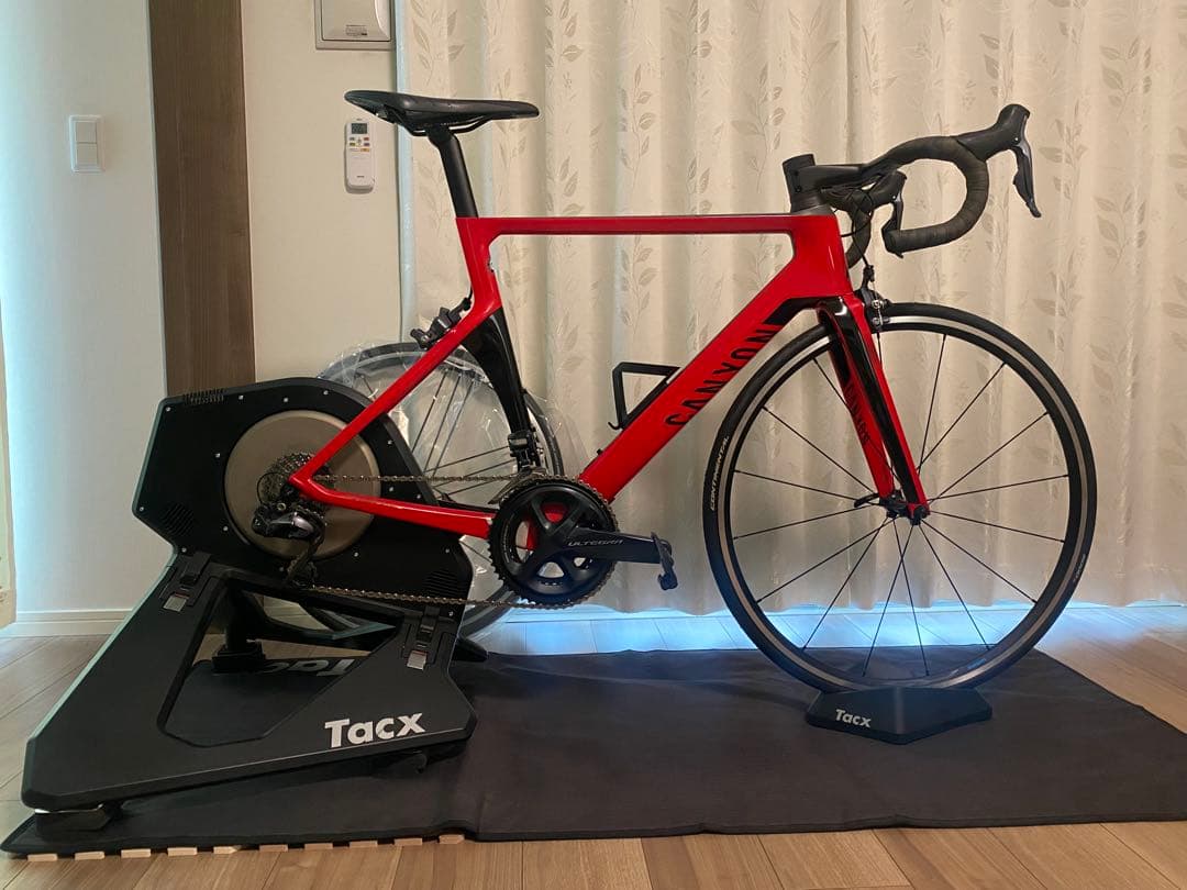 【美品】CANYON Aeroad CF SLX 2017アルテグラdi2