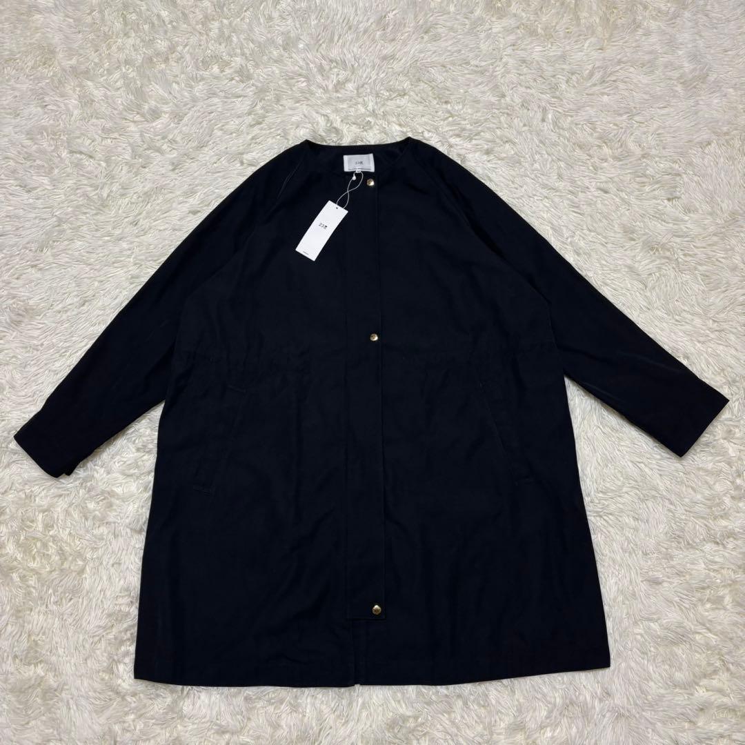新品タグ付【23区】ライトツイルノーカラーコート　金ボタン　黒　大きいサイズ
