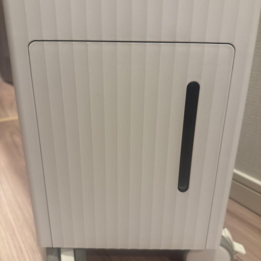 カドー　除湿機 ホワイト 「コンプレッサー方式」　2021年製