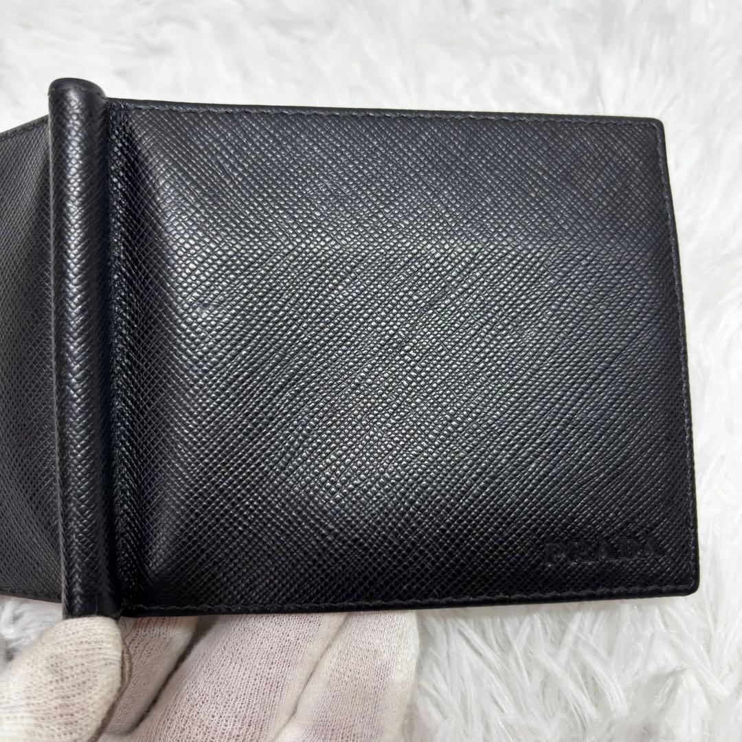 ✨極美品✨ PRADA マネークリップ 型押し サフィアーノレザー ブラック