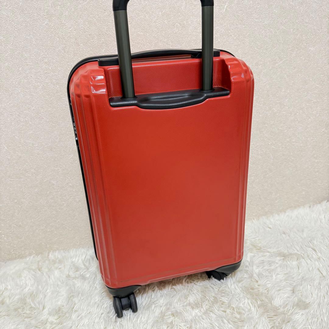 ace. Disney ミッキー スーツケース 32リットル 機内持込サイズ