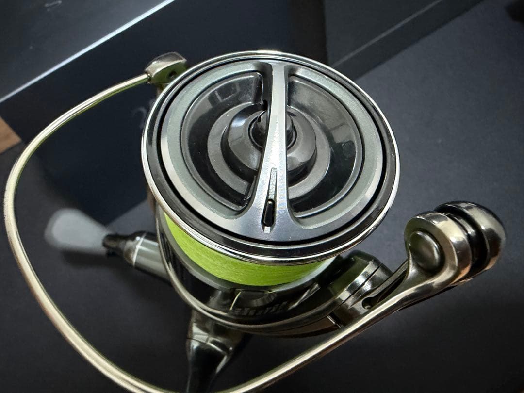 シマノ 22ステラ　2500s リール