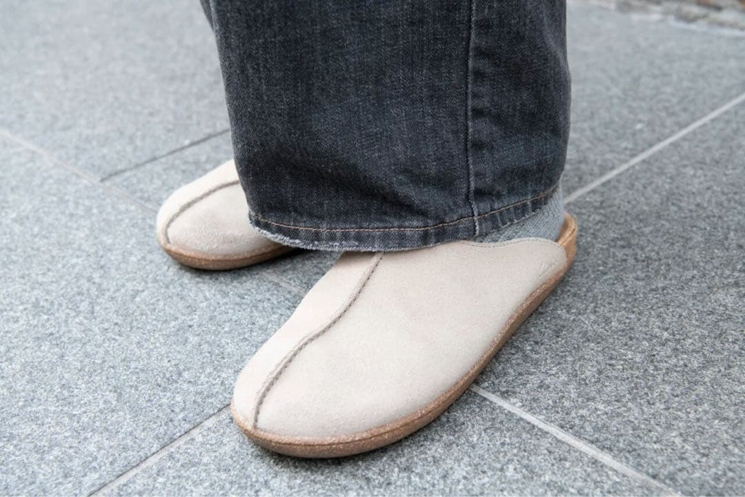 Clarks pilton easeサンダル レザーサンダル ワラビー