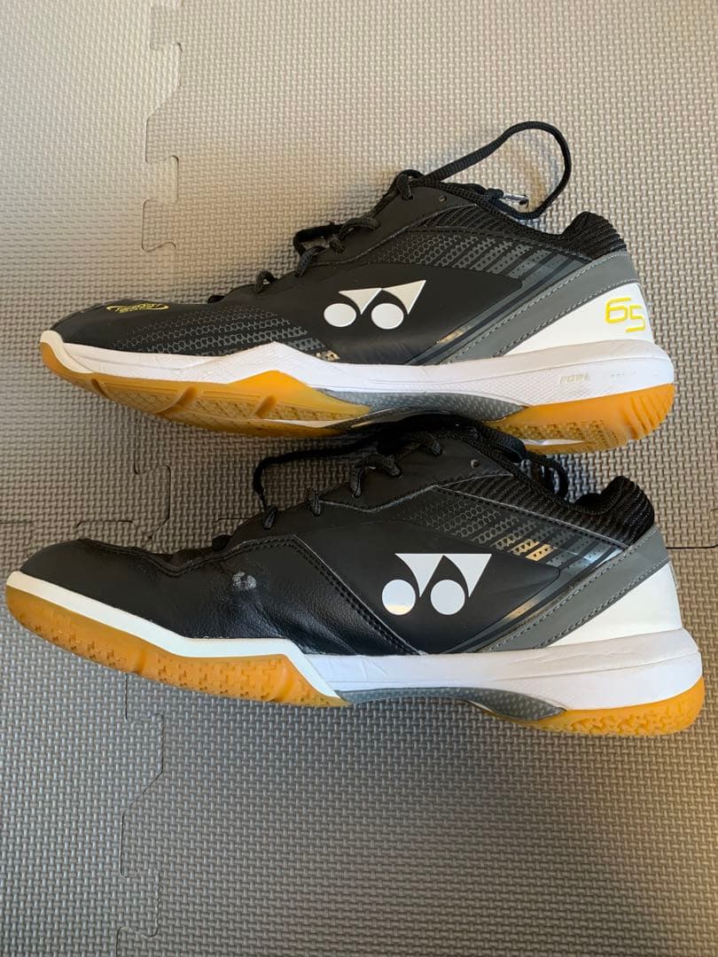 【人気】ヨネックス パワークッション SHB65Z3 28.0cm ブラック