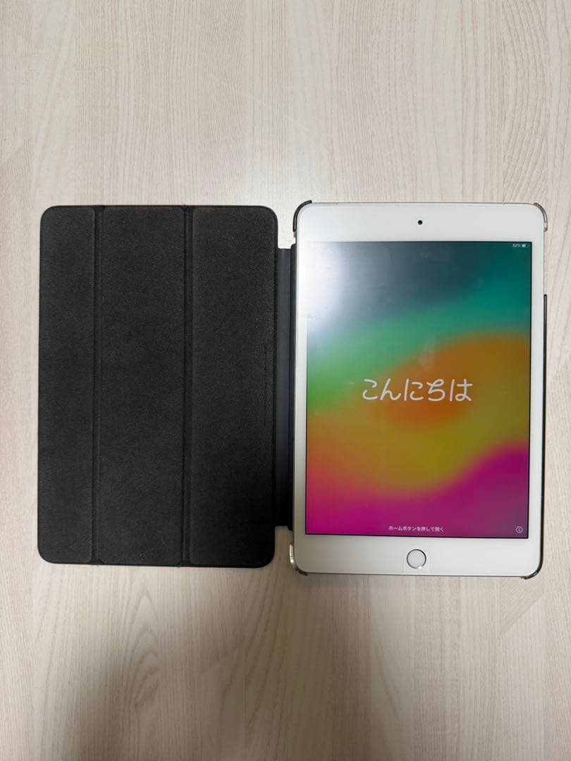 iPad mini (第5世代) Wi-Fiモデル 64GB シルバー　カバー有