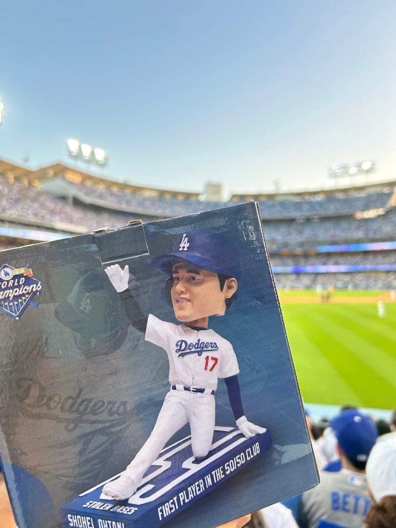 大谷翔平　50-50 ボブルヘッド　球場配布パンフレット付き