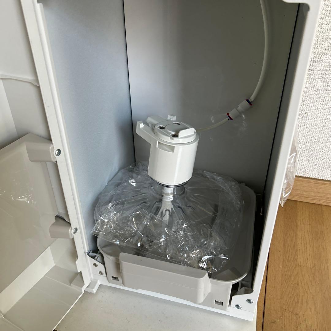 プレミアムウォーターサーバー　famfit 本体