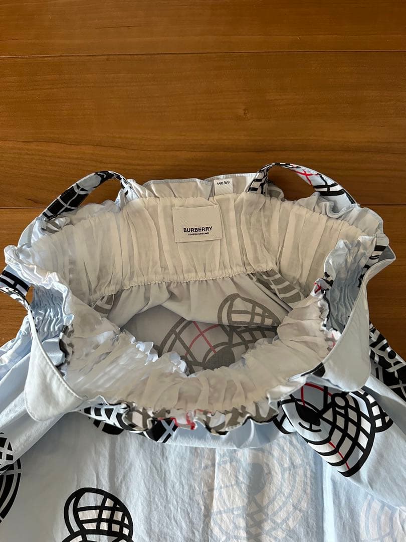 BURBERRY ワンピース サイズ140