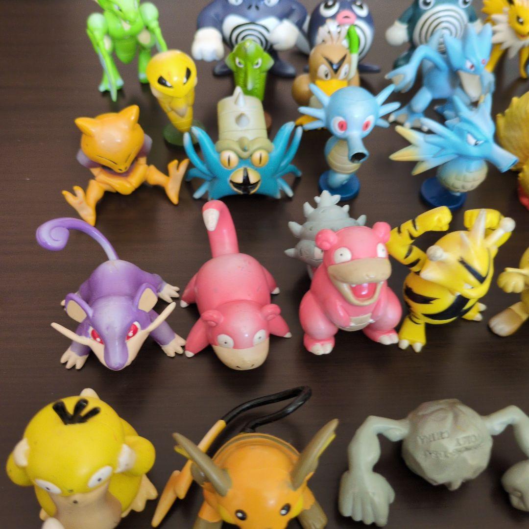 ポケットモンスター　モンコレ　初期　５２体