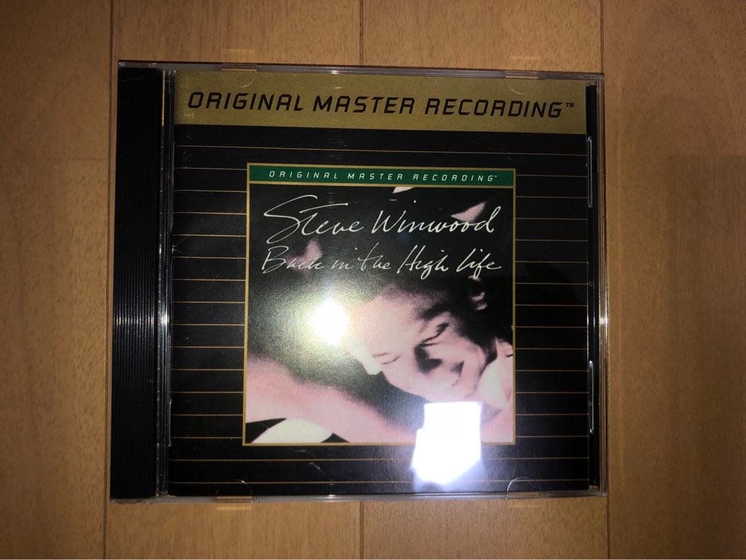 洋楽 Steve Winwood back in The HighLife