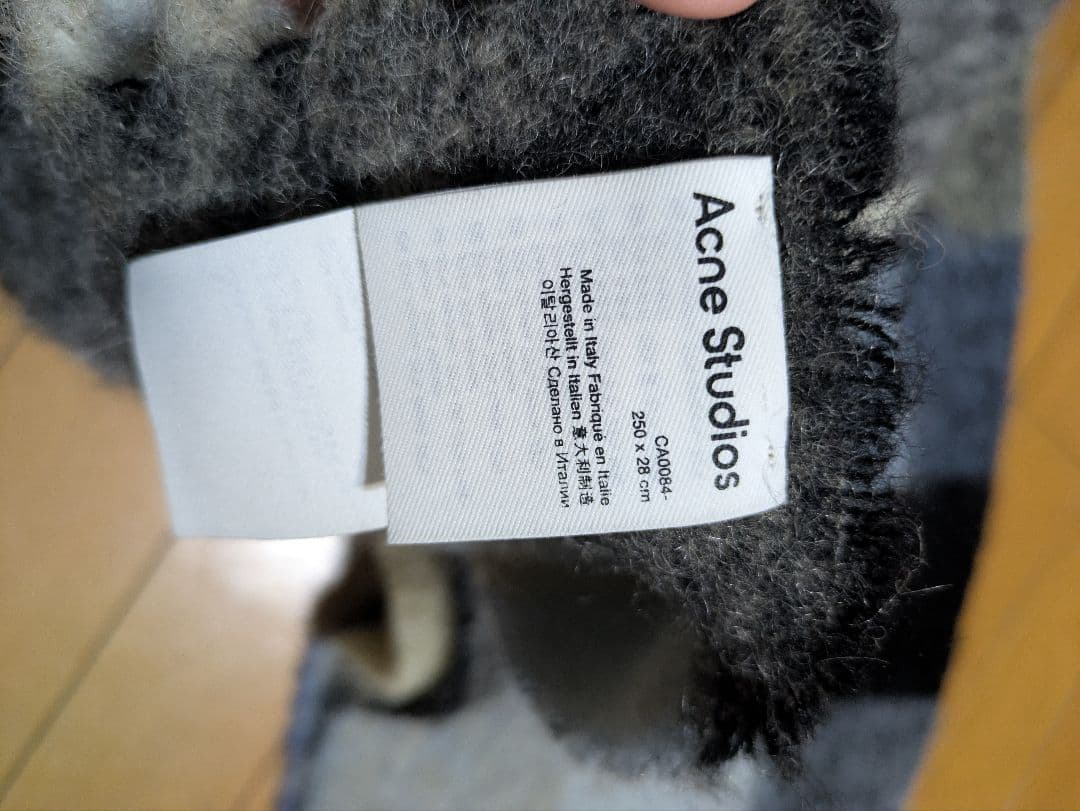 acne studios 大判マフラー