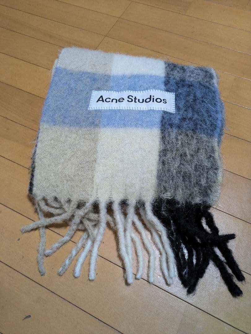 acne studios 大判マフラー