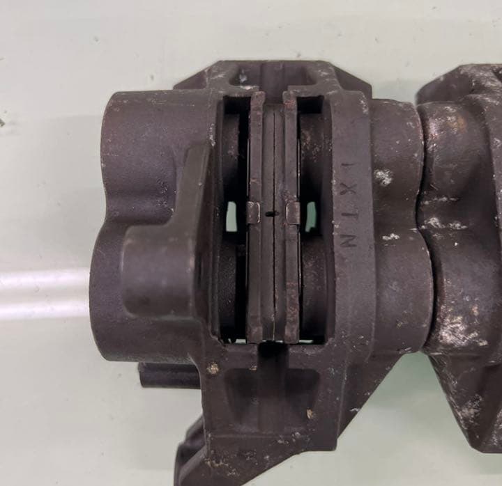 XJR400R スミトモ ブレーキキャリパー フロント