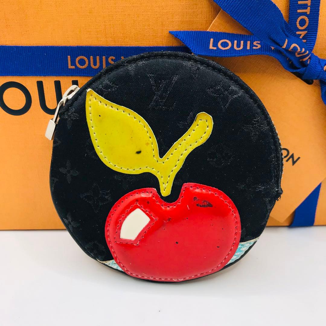 ルイヴィトン✨モノグラムミニ コント ドゥ フェ パース 小銭入れ りんご