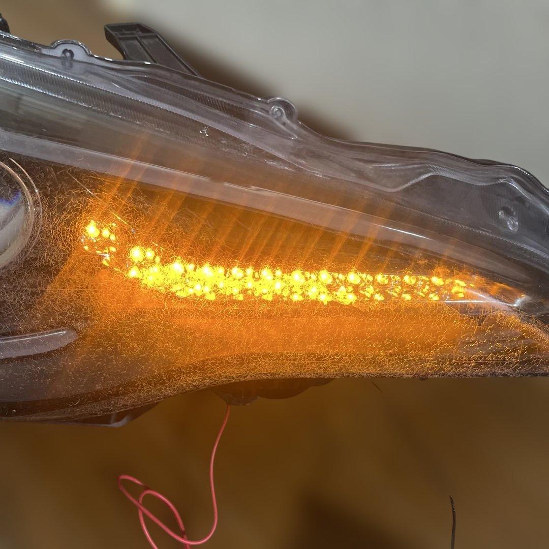 訳有り　86 BRZ クリスタルアイ ヘッドライト シーケンシャルウインカー