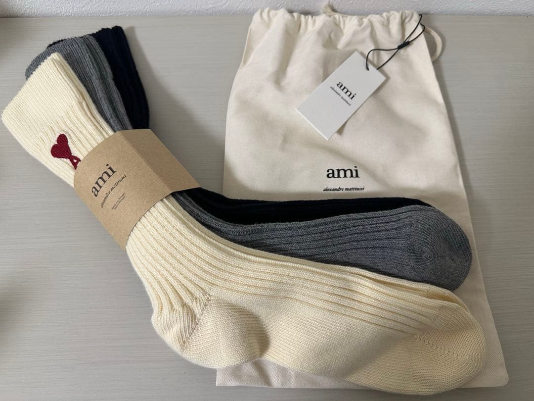 新品未使用　アミパリス　靴下３足セット