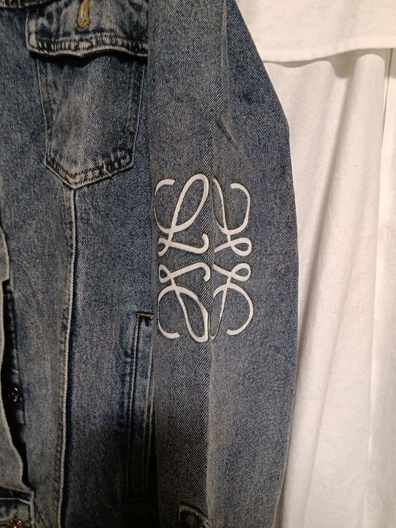 LOEWEジャケット