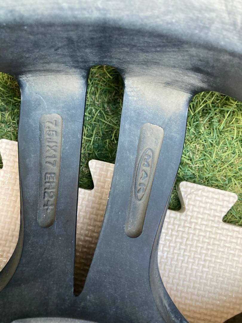 MAK 17インチ ブラックホイール 4本セット　