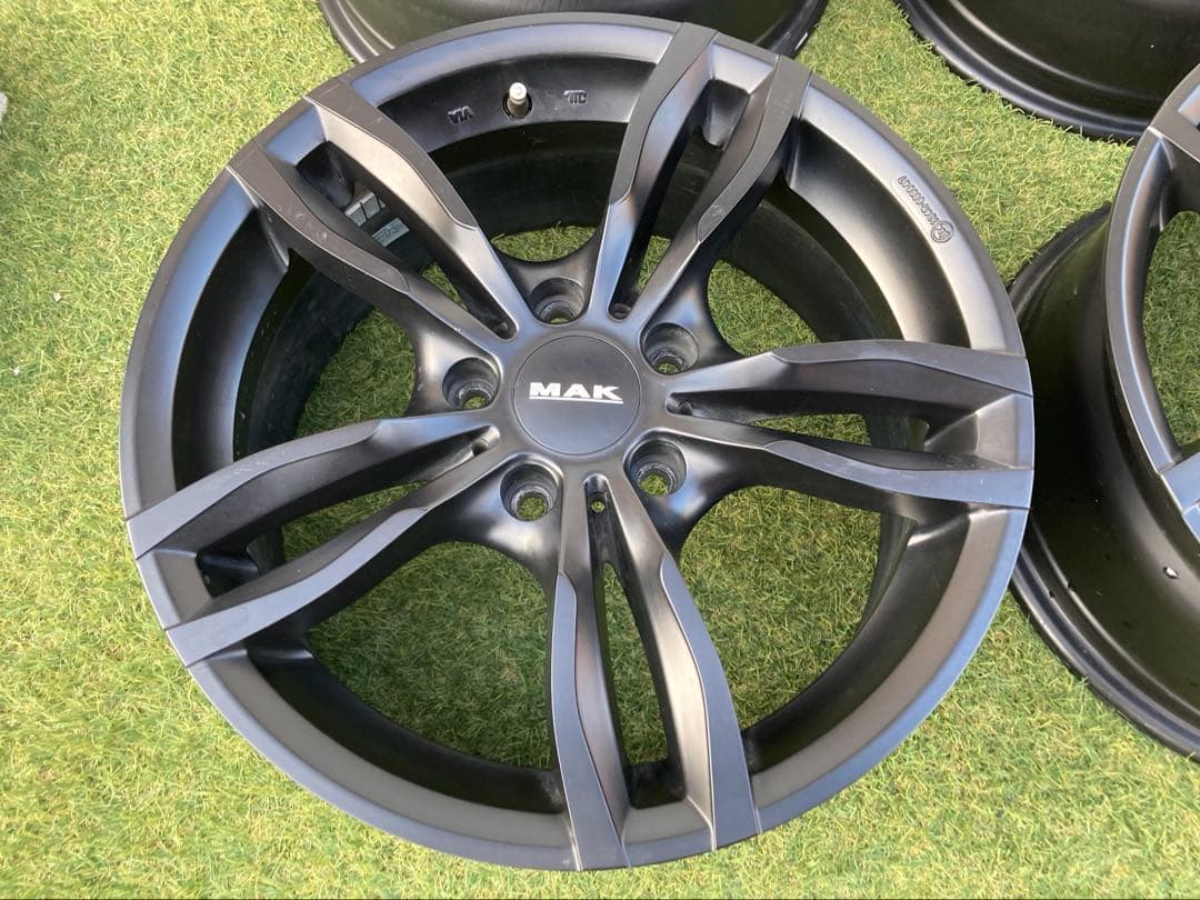 MAK 17インチ ブラックホイール 4本セット　