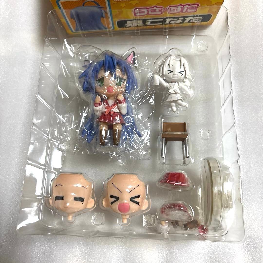 ねんどろいど　らき☆すた　泉こなた　柊かがみ　柊つかさ　高良みゆき　フィギュア