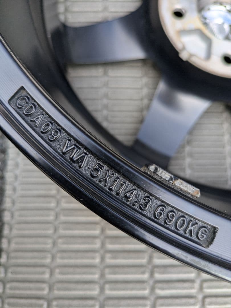 16インチ ホイール 6.5J 5H PCD114.3 ①