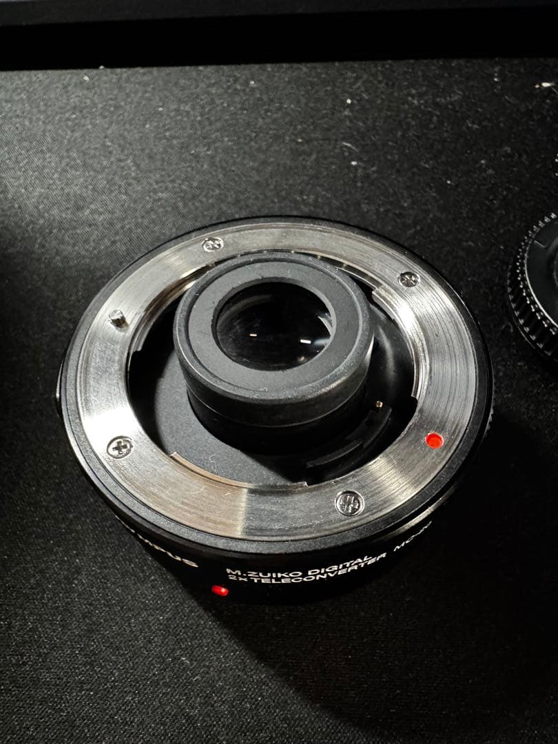 OMSYSTEM M.ZUIKO 40-150mm F2.8 PRO＋MC-20