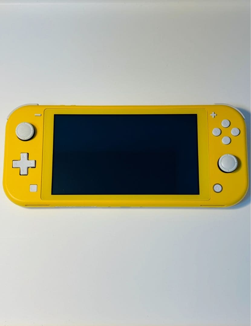 Nintendo Switch Lite イエロー 本体 （充電器付き）