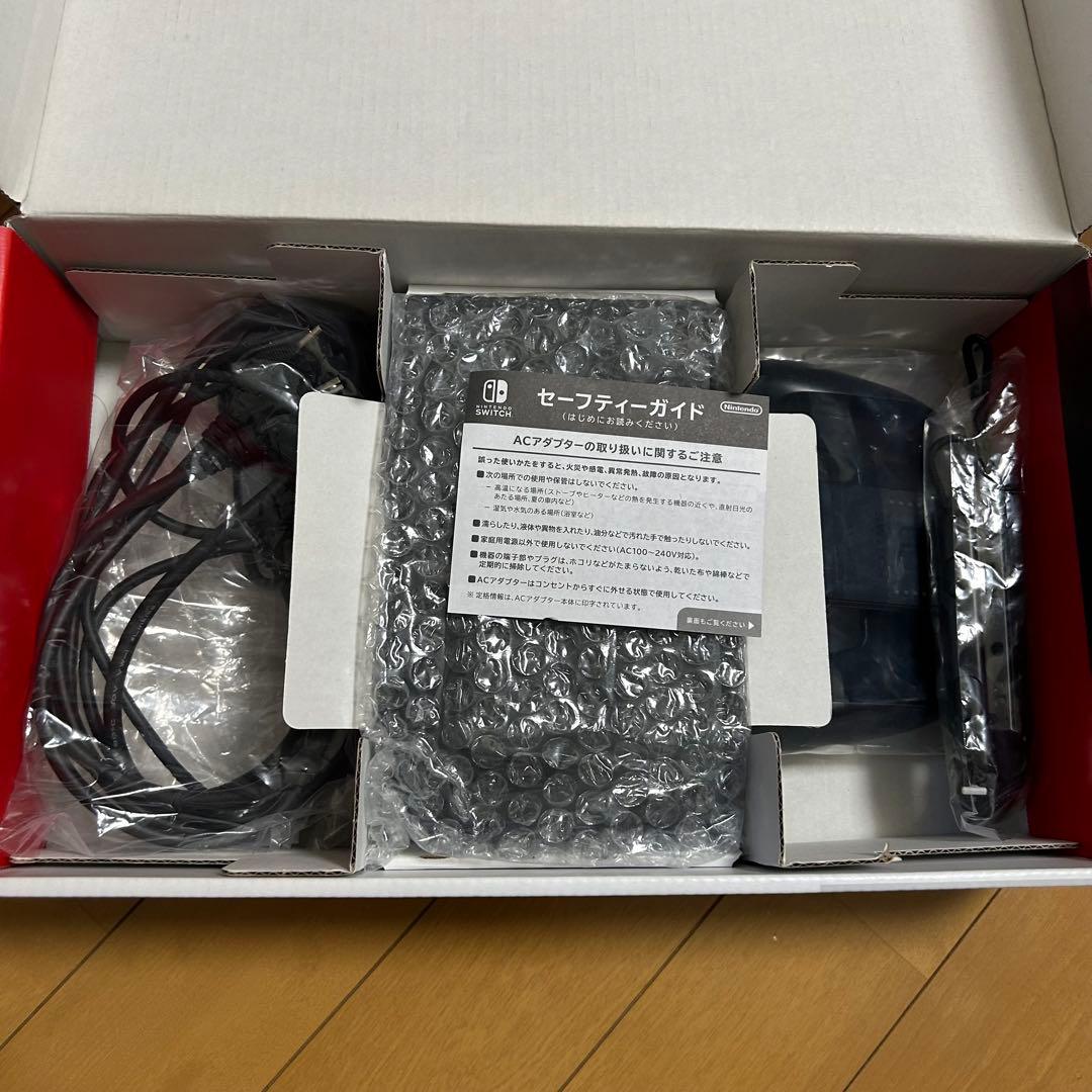 【翌日発送】Switch本体　箱・付属品完備