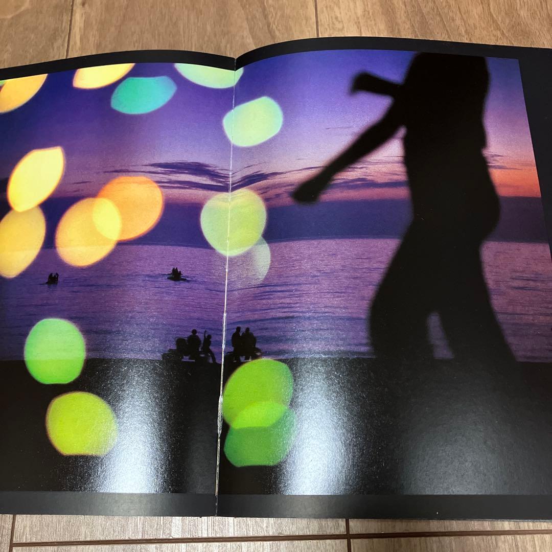 Satellites - Jonas Bendiksen　写真集