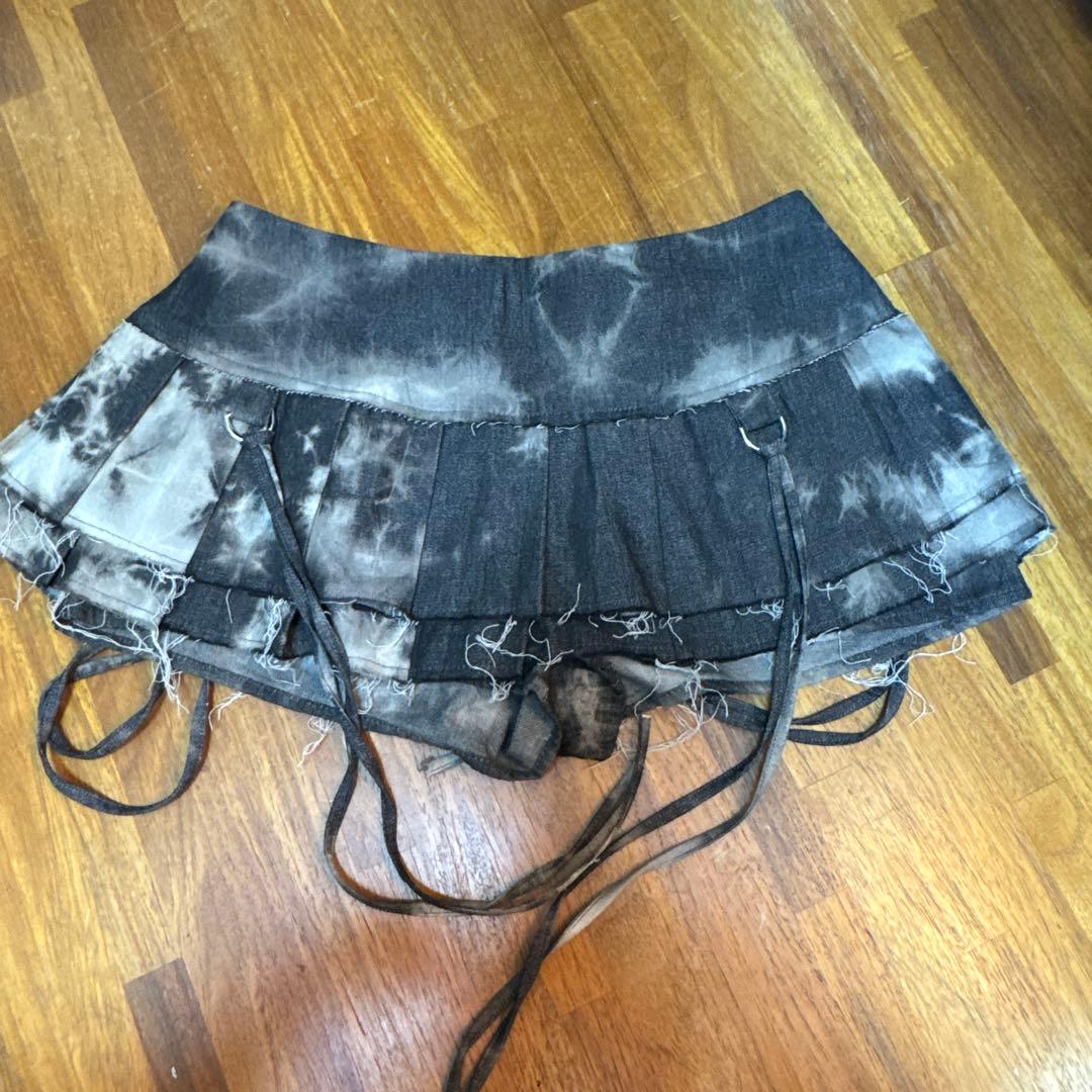 り*く様 THEREDTHREAD スカート