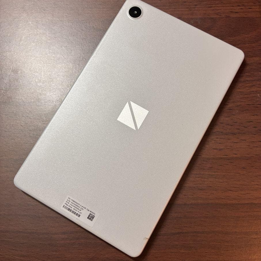 NEC LAVIE Tab T8 シルバー 本体／カバー・フィルム・箱付き