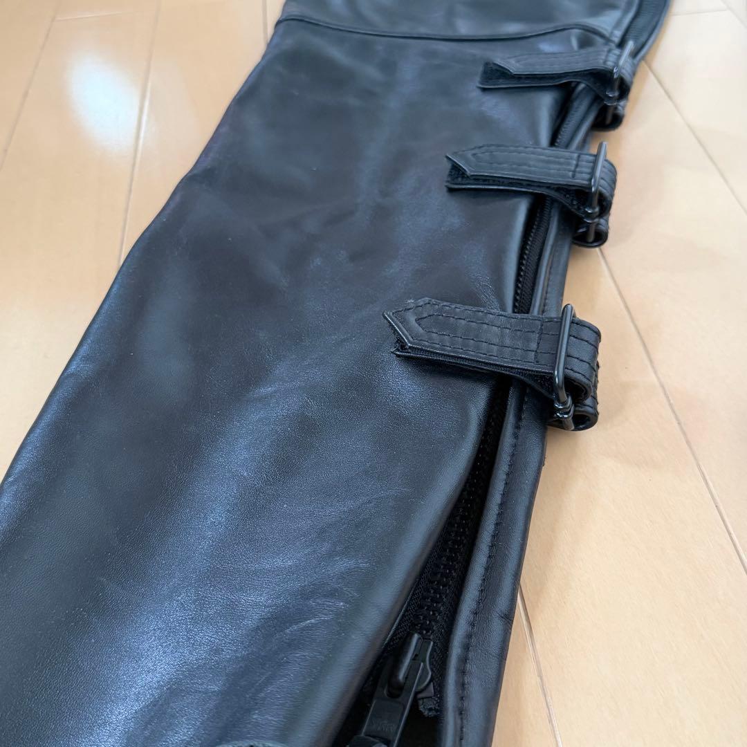 カドヤ KADOYAブラックレザーチャップス キルティング デザイン サイズ23