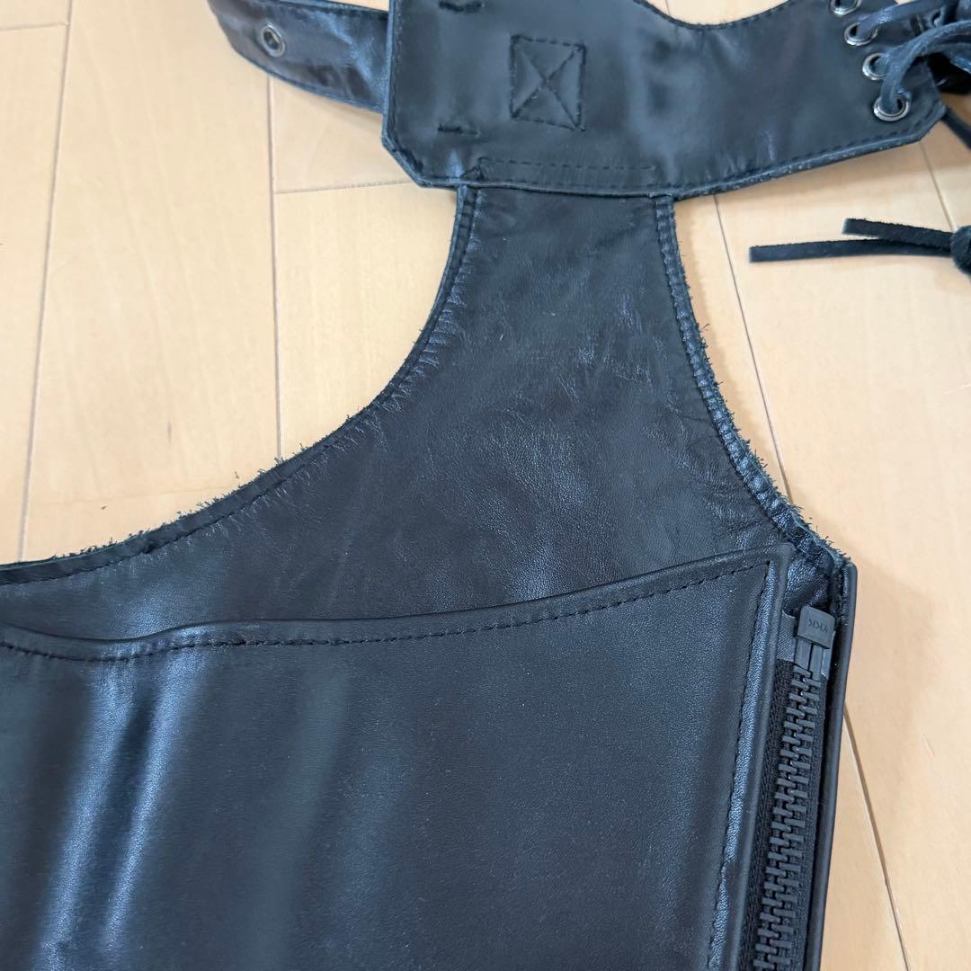 カドヤ KADOYAブラックレザーチャップス キルティング デザイン サイズ23