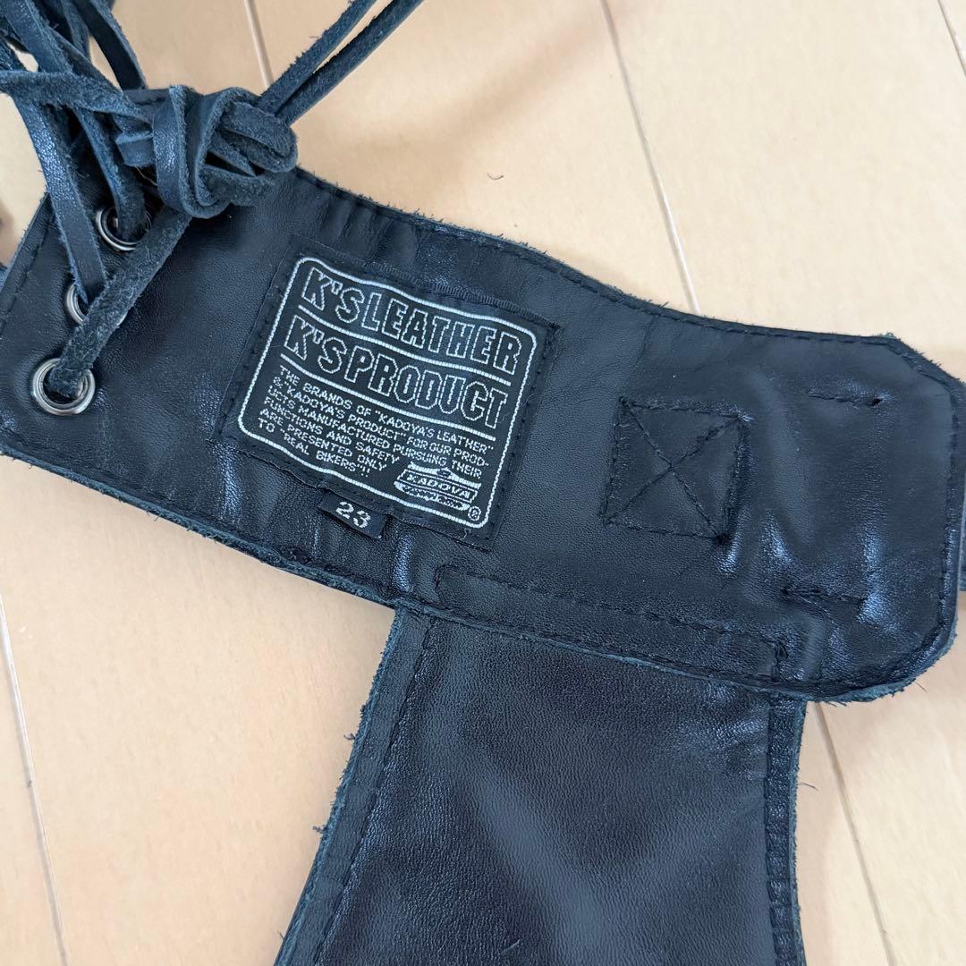 カドヤ KADOYAブラックレザーチャップス キルティング デザイン サイズ23