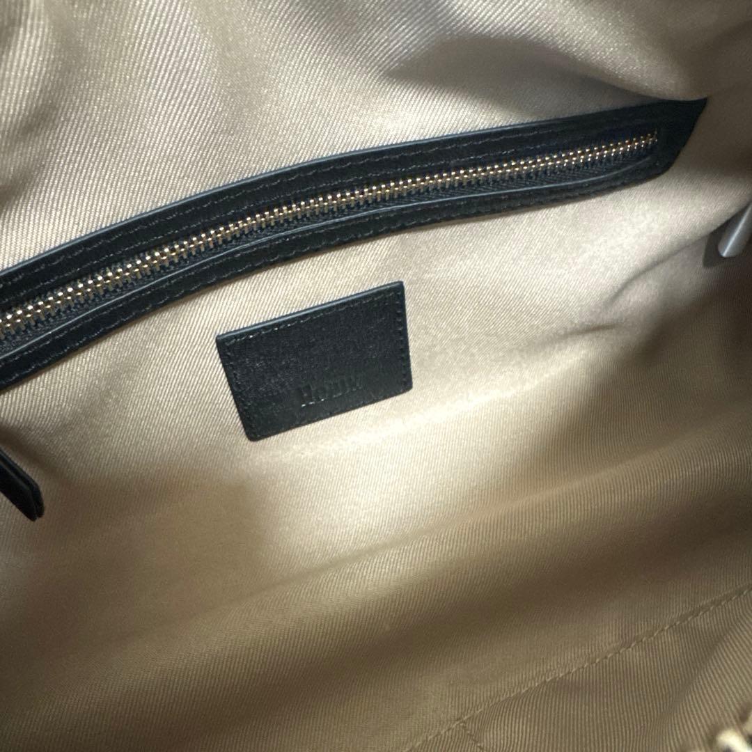 Hoaw. 横長シリンダーバッグ