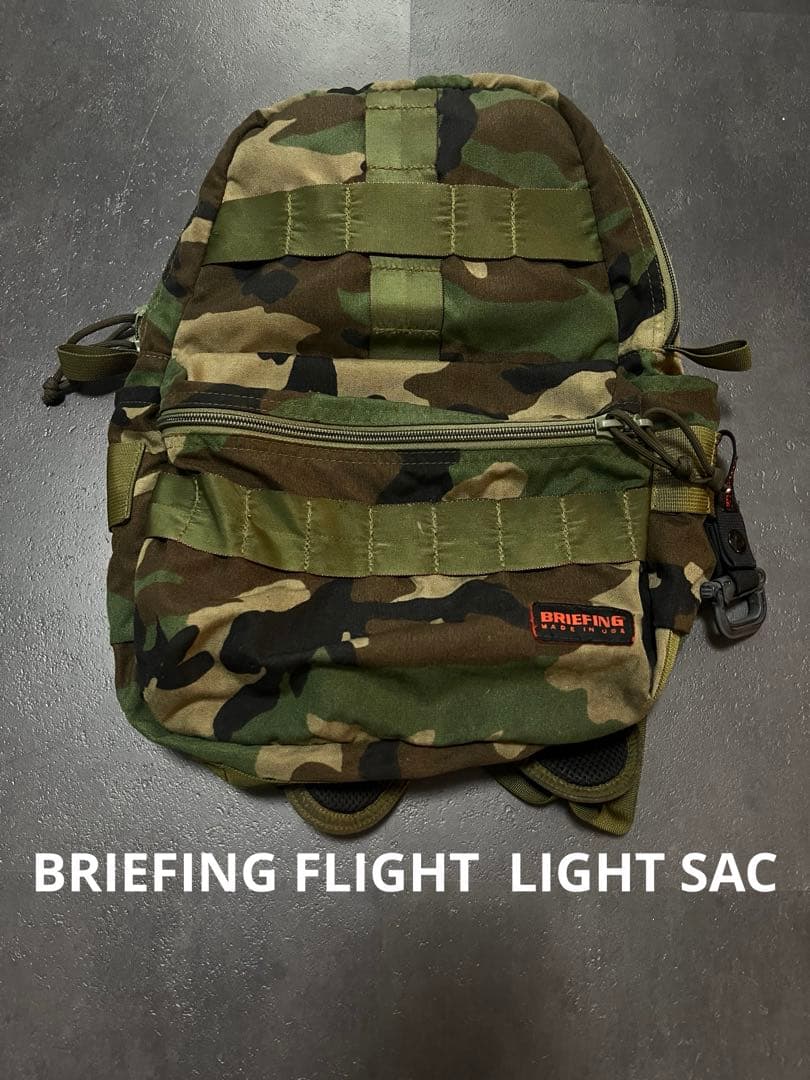 バッグ BRIEFING FLIGHT LIGHT SAC