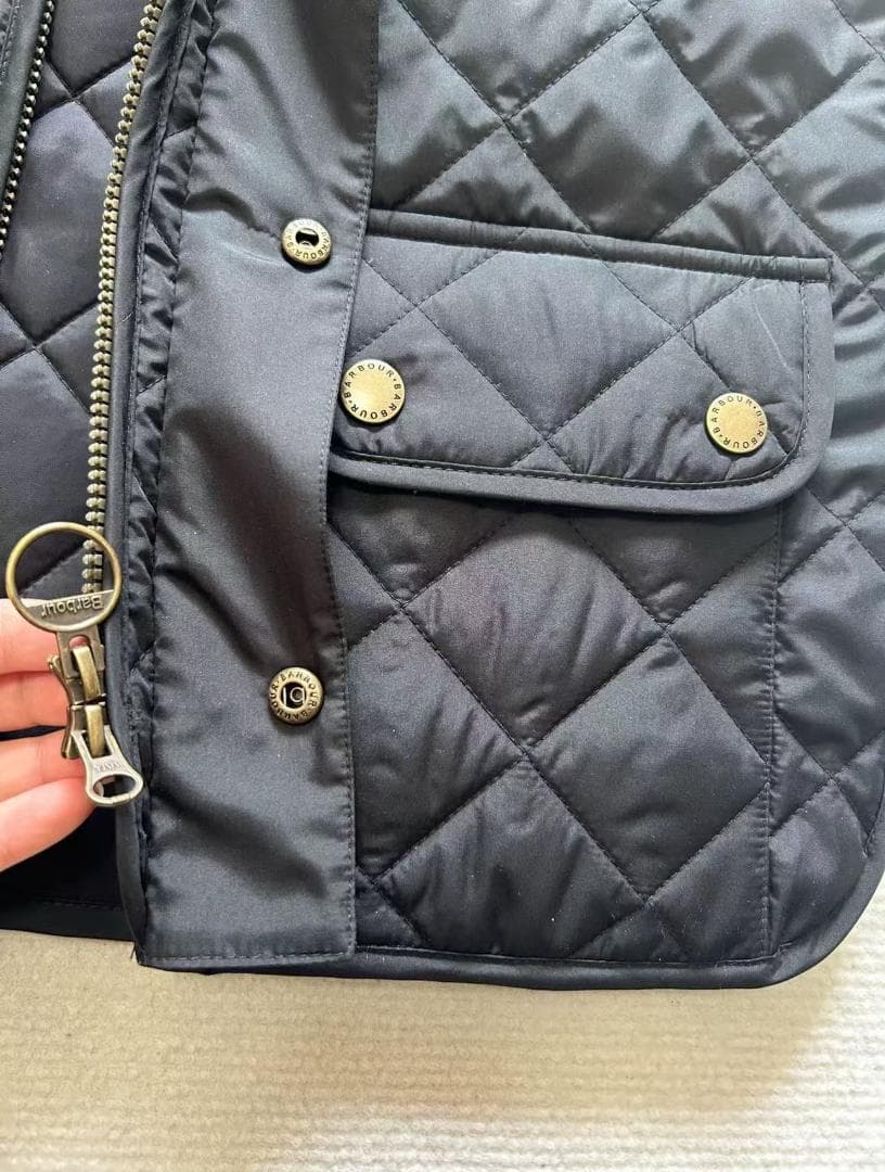 Barbour キルティングベスト M