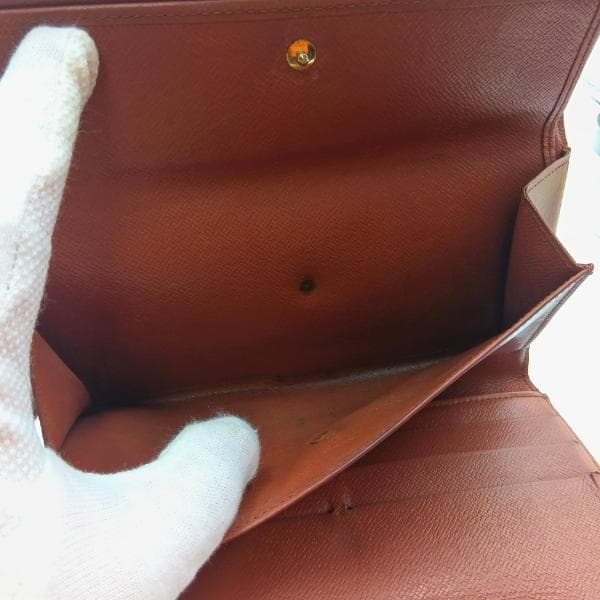 ルイヴィトン モノグラム インターナショナル 三つ折り 長財布　0065