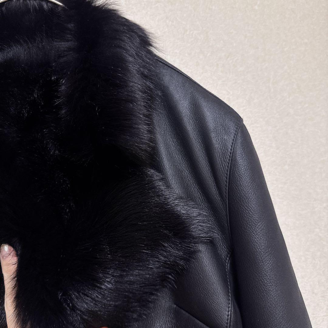ムートン　ジャケット 羊革 ラムスキン 黒 M~L ブラック 毛皮 コート 美品