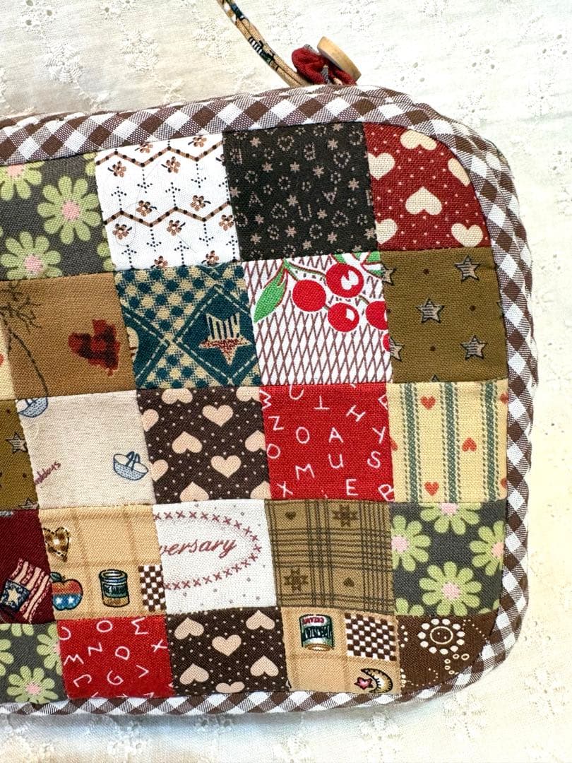 カントリー　mimi&pinkle ミミ&ピンクル　パッチワークバニティポーチ