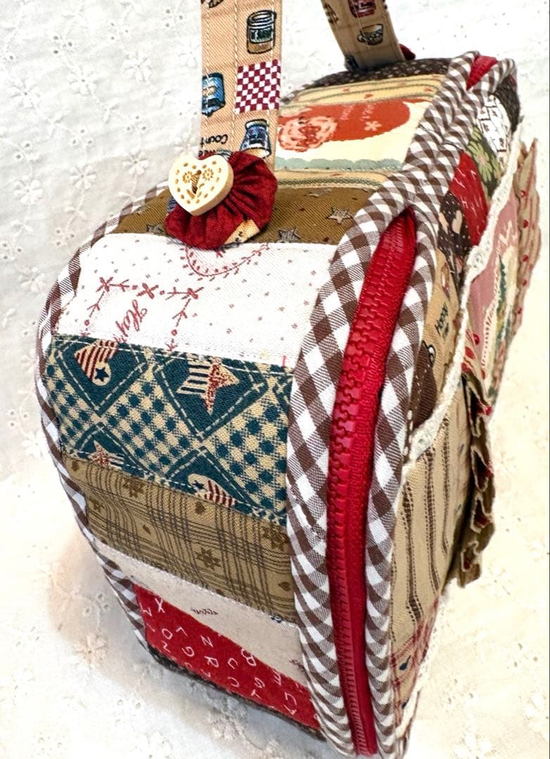 カントリー　mimi&pinkle ミミ&ピンクル　パッチワークバニティポーチ