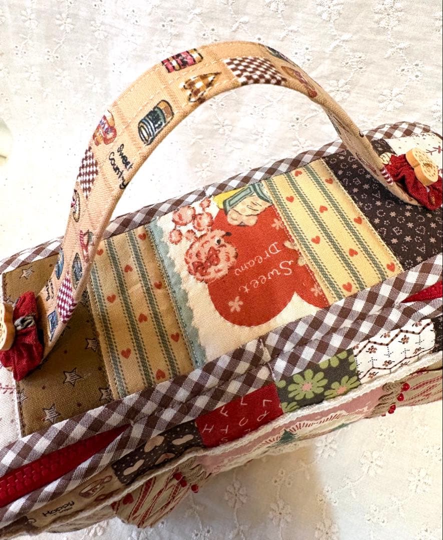 カントリー　mimi&pinkle ミミ&ピンクル　パッチワークバニティポーチ