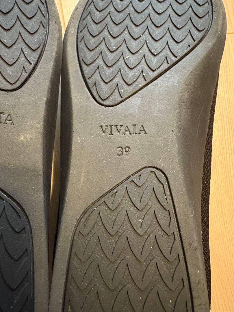 VIVAIA フラットシューズ　ポインテッドトゥ　超撥水 超軽量　黒　24.5